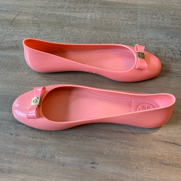 NEW Tory Burch Raspberry Jelly Flats with Bow - Picture 3 of 5